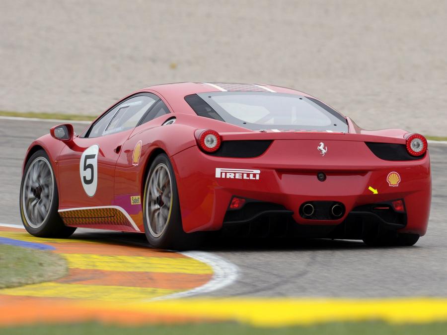  Ferrari 458 Italia Challenge 2010 года  (фото 9 из 52)